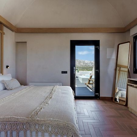 Aja Retreat Luxury Suites Kamari  Bagian luar foto